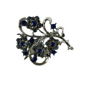 Vintage Signed Coro Flower Brooch silver tone w/2 tone blue stones Estate